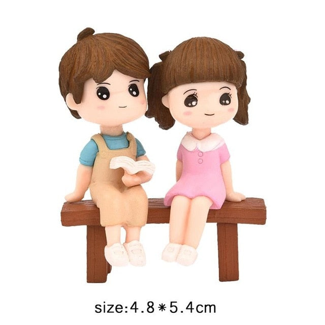 1set Sweety Lovers Couple Chair Figurines Miniatures Fairy Garden Gnome Moss Valentine's Day Gift Resin Crafts Home Decoration