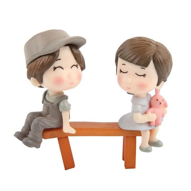 1set Sweety Lovers Couple Chair Figurines Miniatures Fairy Garden Gnome Moss Valentine's Day Gift Resin Crafts Home Decoration